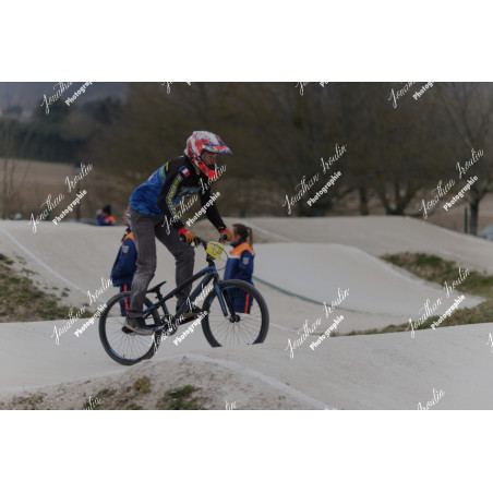 2025-03-15_18-04-12_JI_L0130_ps