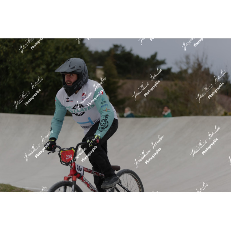 2025-03-15_18-04-25_JI_L0146_ps