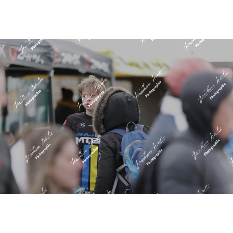 2025-03-15_18-05-15_JI_L0147_ps