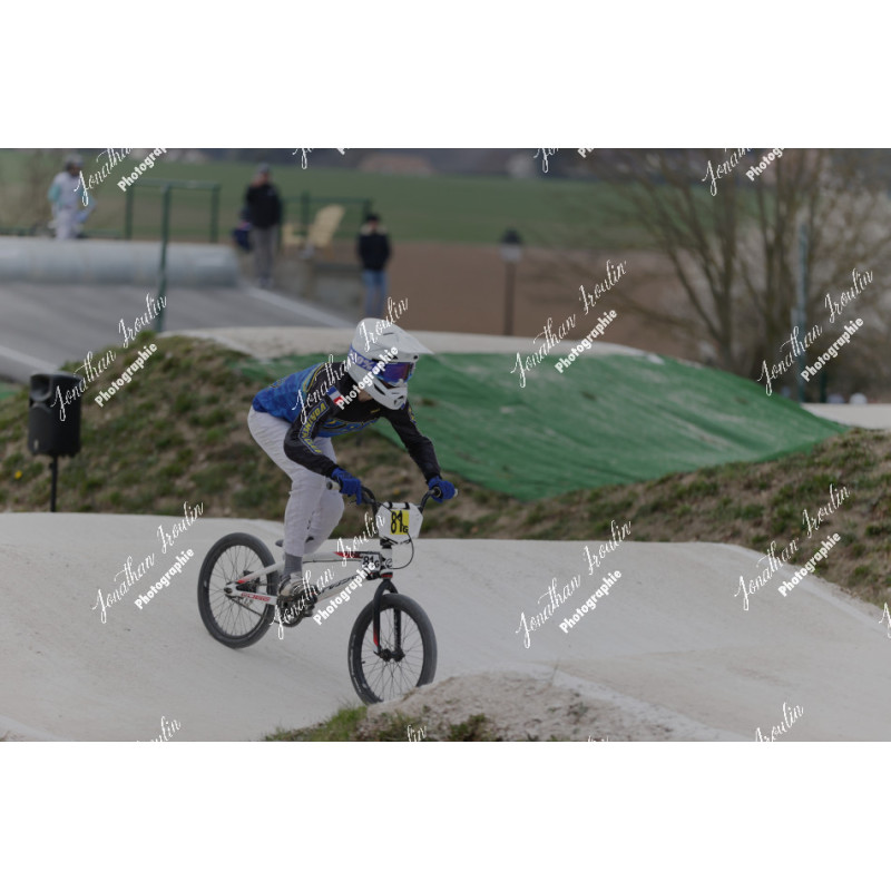 2025-03-15_18-05-51_JI_L0151_ps