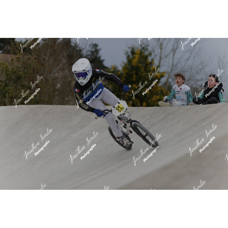 2025-03-15_18-05-55_JI_L0160_ps