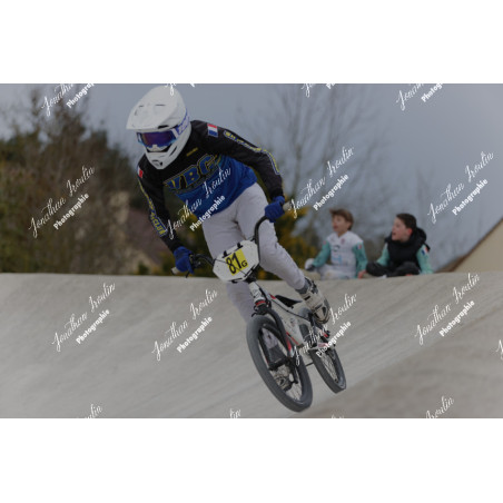 2025-03-15_18-05-56_JI_L0164_ps