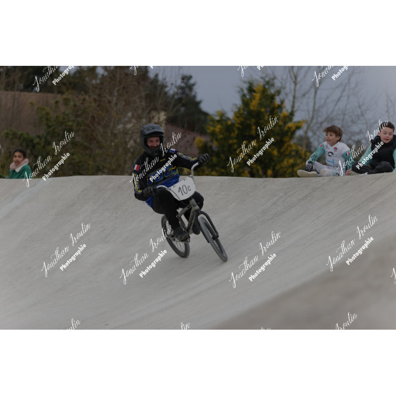 2025-03-15_18-05-59_JI_L0175_ps