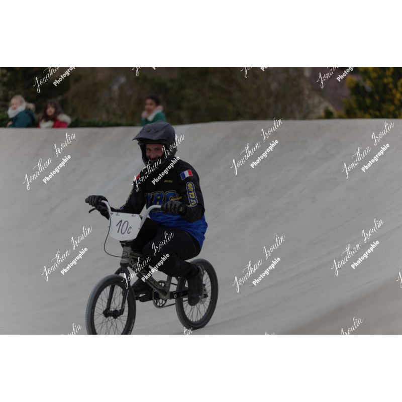 2025-03-15_18-06-00_JI_L0177_ps