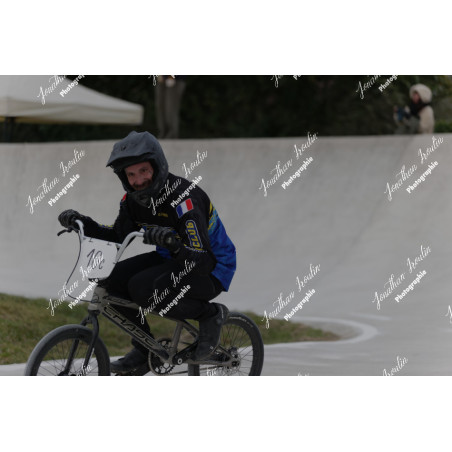 2025-03-15_18-06-01_JI_L0178_ps