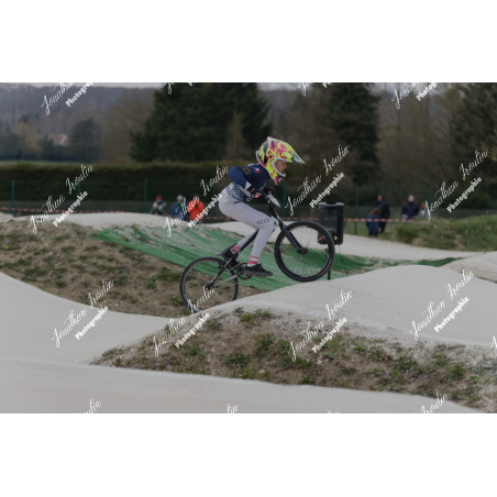 2025-03-15_18-09-35_JI_L0215_ps