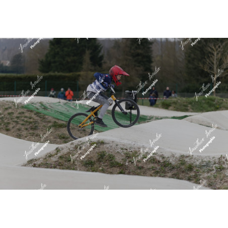 2025-03-15_18-09-36_JI_L0216_ps
