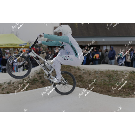 2025-03-15_18-13-52_JI_L0276_ps