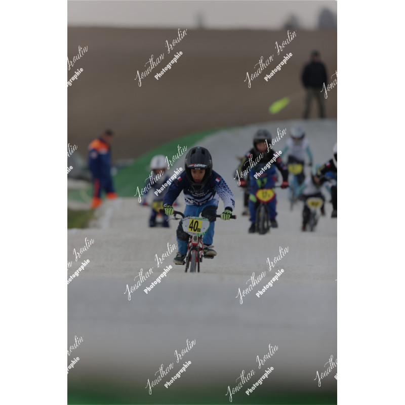2025-03-15_17-18-03_JI_L0040_ps