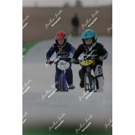 2025-03-15_17-19-17_JI_L0077_ps