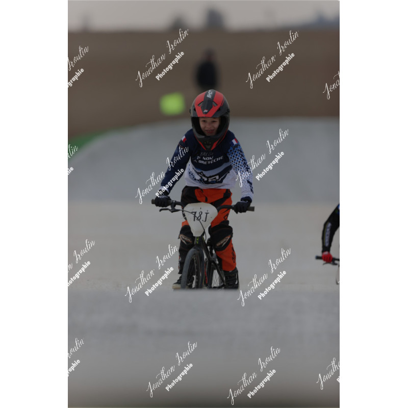 2025-03-15_17-20-39_JI_L0095_ps