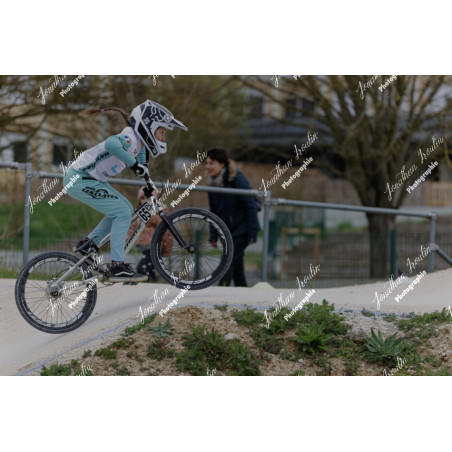 2025-03-30_12-16-16_JI_L0068_ps