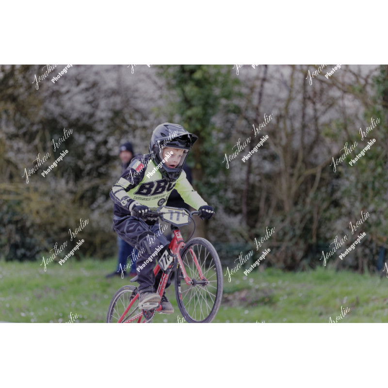 2025-03-30_12-18-03_JI_L0076_ps