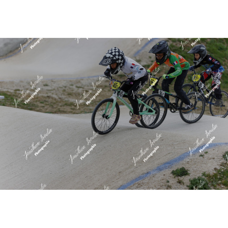 2025-03-30_12-22-29_JI_L0110_ps