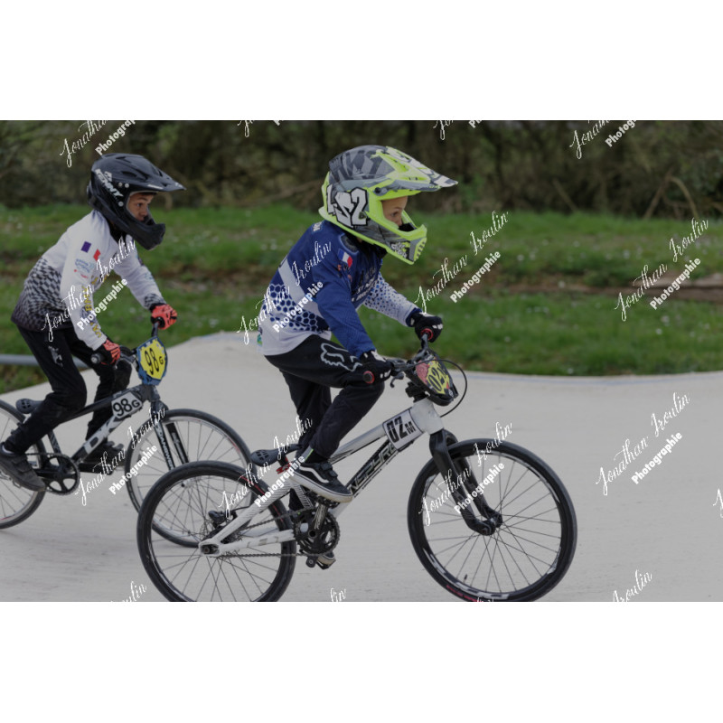 2025-03-30_12-22-48_JI_L0121_ps