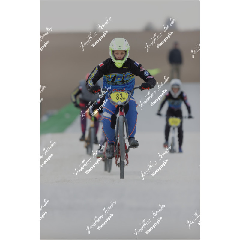 2025-03-15_17-25-06_JI_L0180_ps