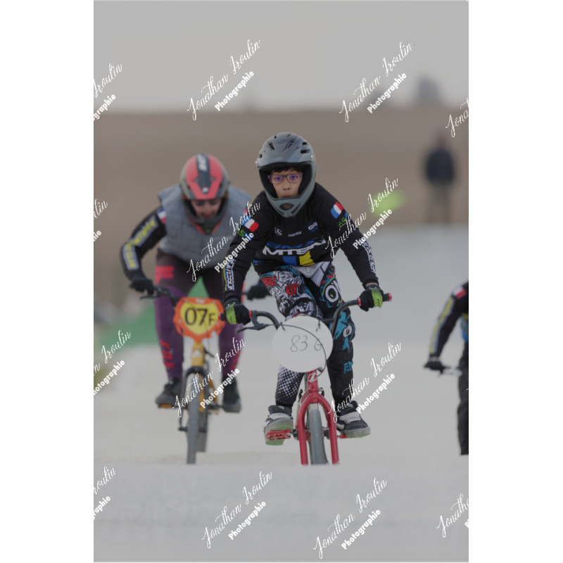 2025-03-15_17-25-08_JI_L0185_ps