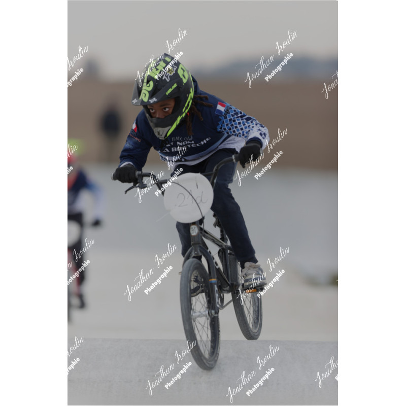 2025-03-15_17-26-13_JI_L0202_ps