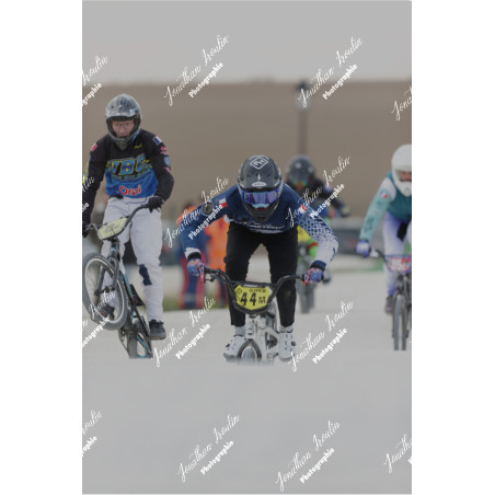 2025-03-15_17-27-03_JI_L0215_ps