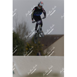 2025-03-15_17-32-03_JI_L0277_ps