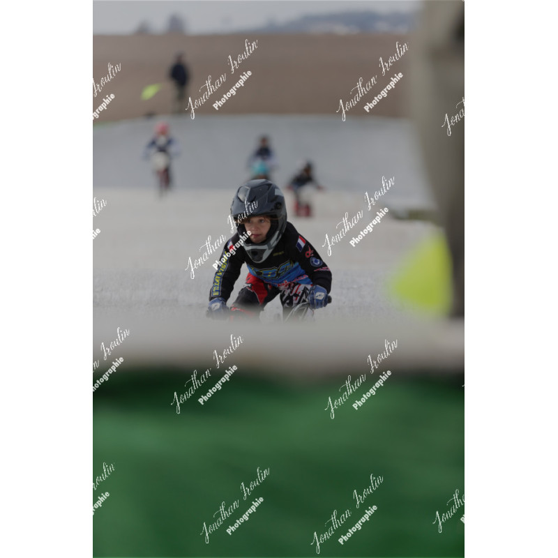 2025-03-15_15-51-46_JI_L3814_ps