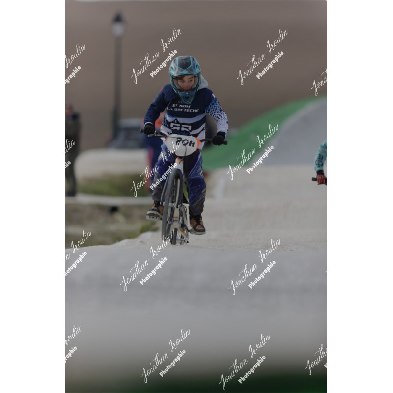 2025-03-15_15-57-41_JI_L3877_ps