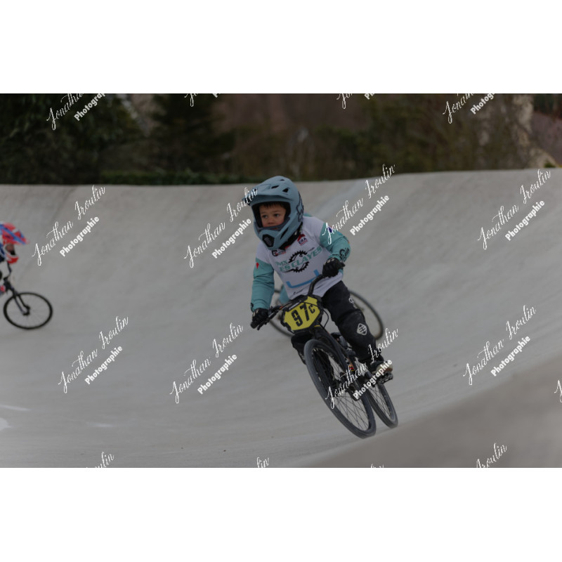 2025-03-15_17-53-01_JI_L0014_ps