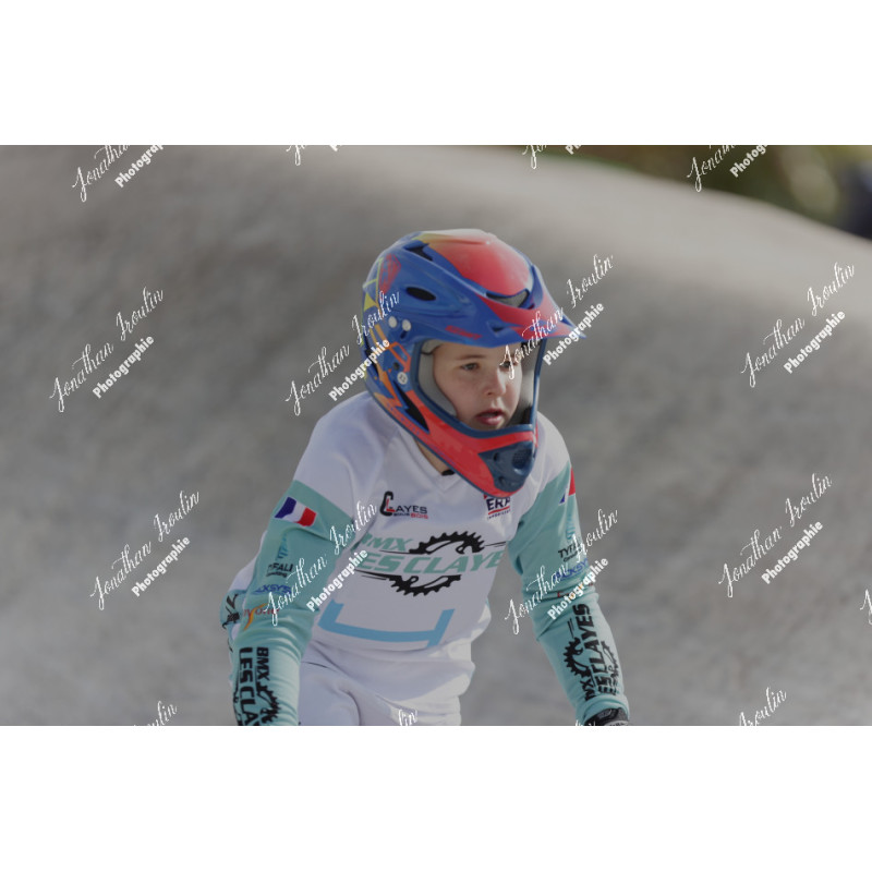 2025-03-15_15-18-47_JI_L3570_ps