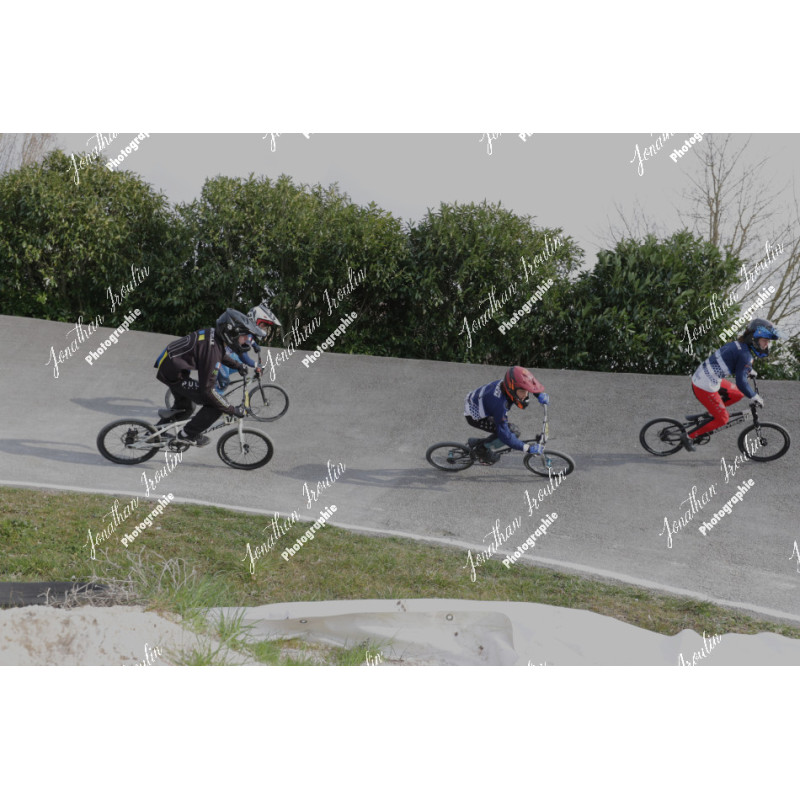 2025-03-15_15-37-58_JI_L3722_ps