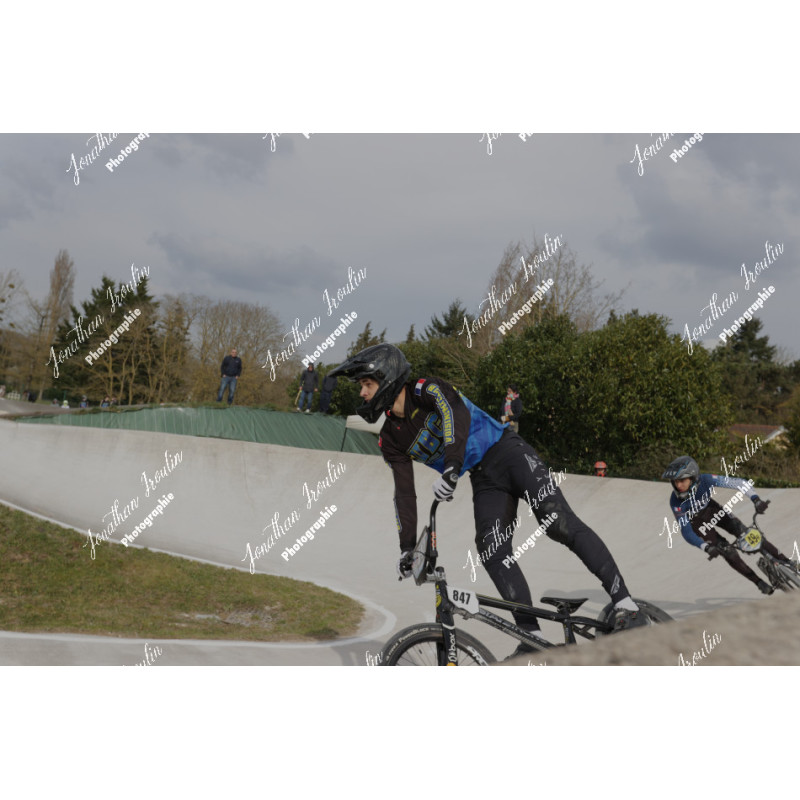 2025-03-15_15-40-42_JI_L3745_ps