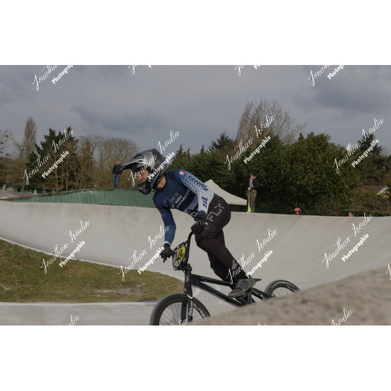 2025-03-15_15-40-42_JI_L3749_ps