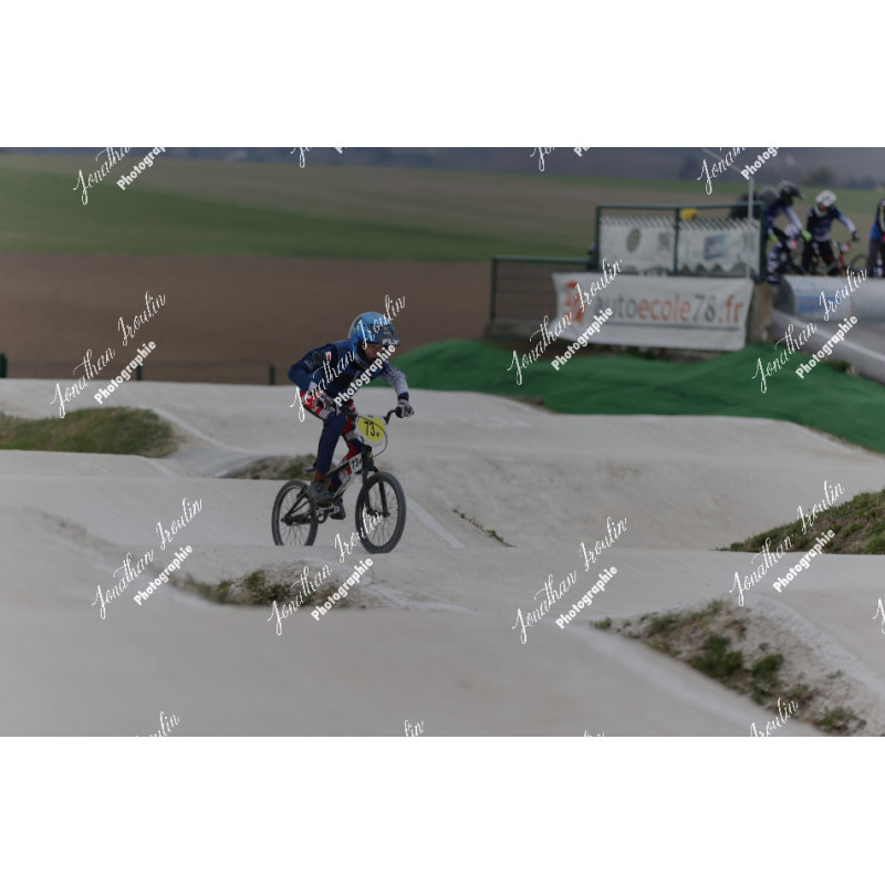 2025-03-15_18-02-28_JI_L0086_ps