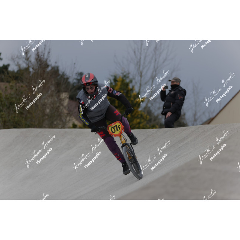 2025-03-15_18-02-37_JI_L0109_ps