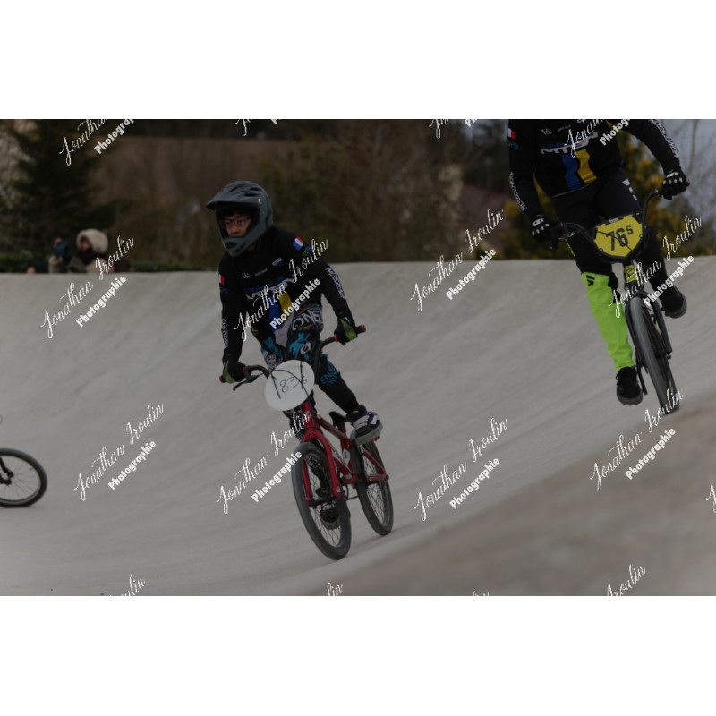 2025-03-15_18-02-38_JI_L0114_ps